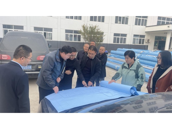 中心技术人员赴北海新区重点项目现场提供技术支持服务
